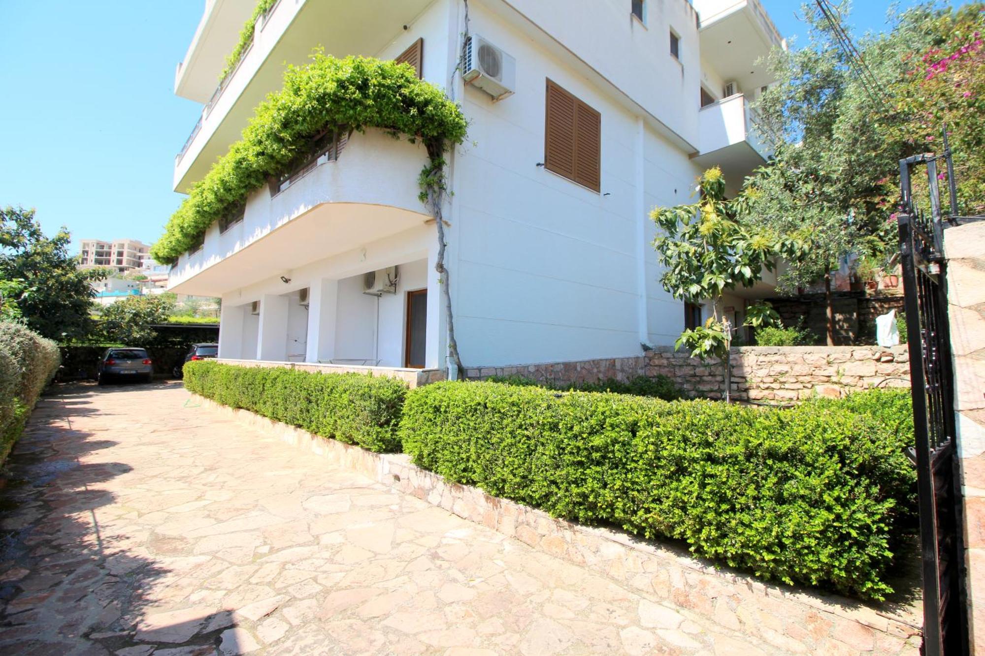 Garden Home Sarandë Buitenkant foto