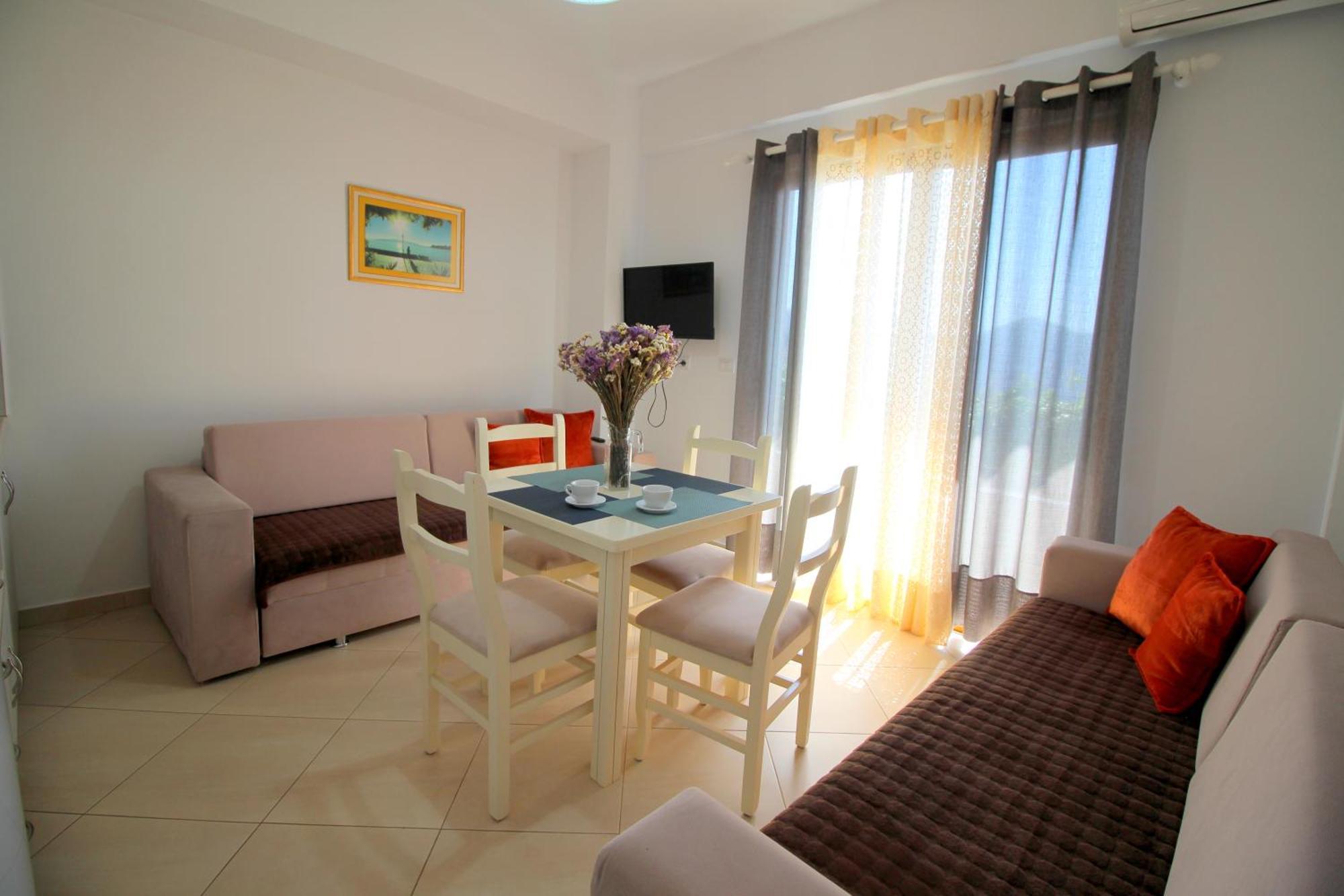 Garden Home Sarandë Buitenkant foto